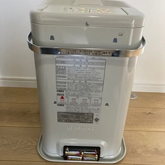 トヨトミ　石油ストーブ
の画像