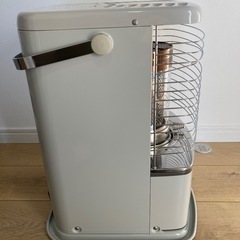 トヨトミ　石油ストーブ
の画像