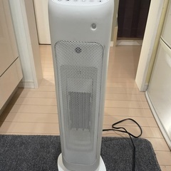 人感センサー付きタワーヒーターの画像