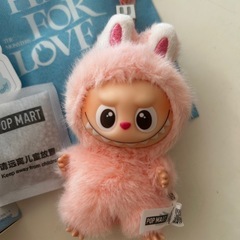 PIN FOR LOVE ラブブ イニシャル POPMART 未使用　uの画像