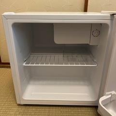 小型冷蔵庫の画像