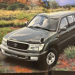 ランドクルーザー100カタログの画像