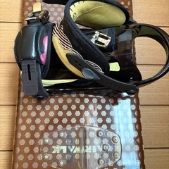 BURTON スノボ板 150～155サイズ ビンディング カバー付き 
スノボ板の画像