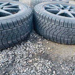 205/55/R16スタッドレスタイヤの画像