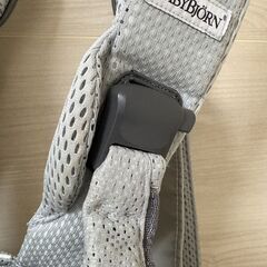 【大人気】（美品）ベビービョルン ONE KAI Air メッシュ シルバー 抱っこ紐の画像