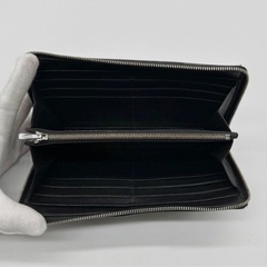 バレンシアガ　　長財布
の画像