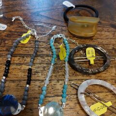 アジアンブレスレットなど8点全部で（お取り引き中）の画像