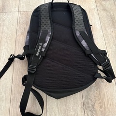 リーボックのリュックの画像