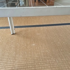 ガラス テーブルの画像