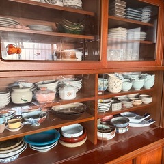 食器棚の画像