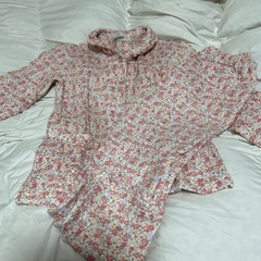 ニトリ　羽毛布団　シングル＆パジャマの画像