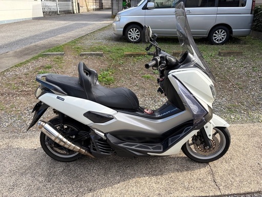 バイク N-MAX125
