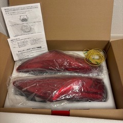 バレンティ　ハリアー　テールランプの画像