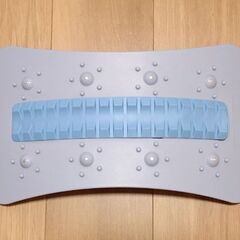 【試用１回のみ】バックストレッチャー ツボ押し 背筋伸ばし器具の画像