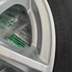 スタッドレスタイヤ　ホイール付き　未使用155/65/R14 75Q プラグディバアイスBP02の画像