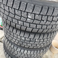 15インチ ヴォクシー80DUNLOP スタッドレスタイヤ ホイール ４本セットの画像