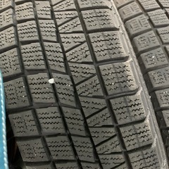 スタッドレスタイヤ155/65R14の画像