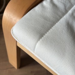 IKEA フットスツール　オットマンの画像