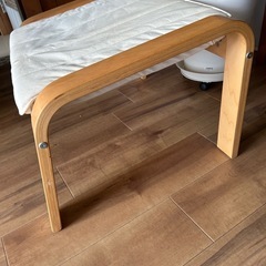 IKEA フットスツール　オットマンの画像