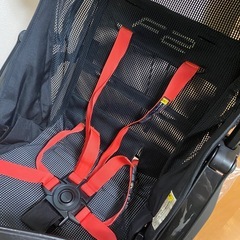 コンビ★超軽量★簡単折りたたみ★ベビーカー★Combi★F2★の画像