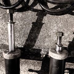 SUZUKI純正ショック＆スプリング中古の画像