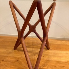 無料！デザイナーズ　ガラスローテーブルの画像