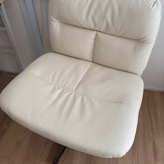 SKYE デスクチェア アームレス オフィスチェア ホイールなし パソコンチェア クロスレッグ 椅子 ワイド ホーム オフィス デスクチェア 高さ調節可能 回転 PUレザーの画像