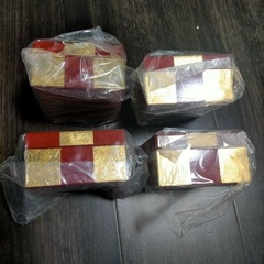 【未使用】漆器　市松模様　小箱　一段 4個まとめて　箱 空箱　重箱　市松　朱　金の画像