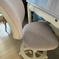 学習机＆チェアセットの画像