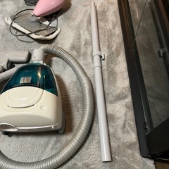 【TOSHIBA,SHARK】掃除機、スチームモップの画像