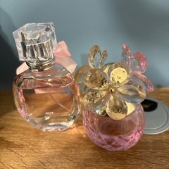 香水　2点セット　の画像