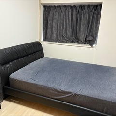 ダブルベッド フレーム、マットレスセット の画像