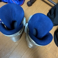 スキー靴の画像