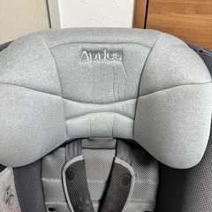 アップリカ　 チャイルドシート isofix 回転の画像