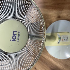 HITACHI 扇風機　H-M303RXの画像