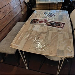 テーブルの画像