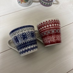 マグカップ四つ　あまり使ってませんの画像