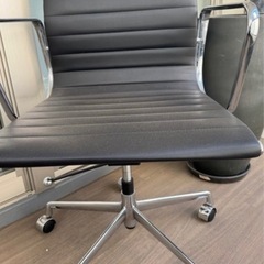 イームズ　アルミナムチェア　リプロダクトの画像