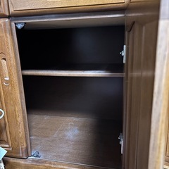 食器棚　茶色　大きいサイズの画像