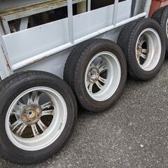 15インチアルミ+スタッドレス　4本セット　PCD100-4穴　185/55-15の画像
