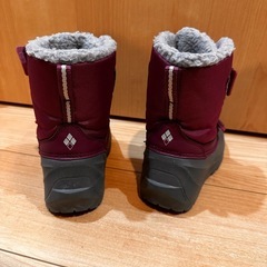 mont-bell  スノーブーツ　17cm
の画像