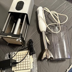 電動ポテトカッターとハンドブレンダー中古の画像