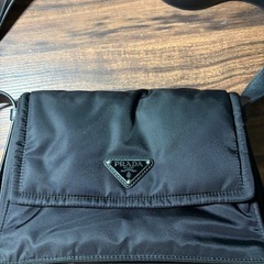 PRADA Re-Nylon ショルダーバッグ ブラックの画像