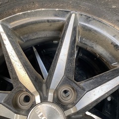 ノーマルアルミタイヤ３本の画像