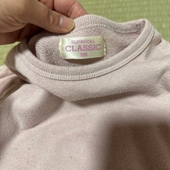 子供服　① ヒラヒラの画像