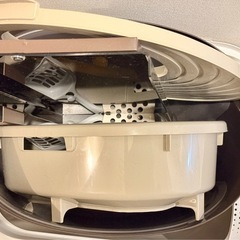 不用品まとめて  電動ドリル サロニアとパナソニックのドライヤー 体重計 猫トイレなどの画像