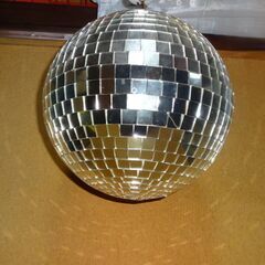（相談中）ミラーボール（25cm）【引取限定】の画像