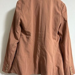 【未着用品】　レディースジャケット　（ベージュ）の画像