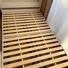 RASIKU セミダブル　ローベッド LED照明＆棚付きの画像