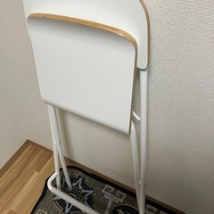 スツールの画像